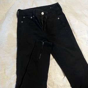 American Eagle black skinny jeans